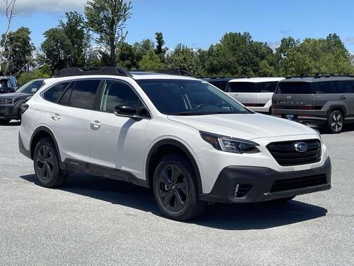 Crystal White Pearl 2021 Subaru Outback Onyx Edition XT