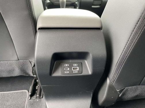 Crystal White Pearl 2024 Subaru Crosstrek Premium