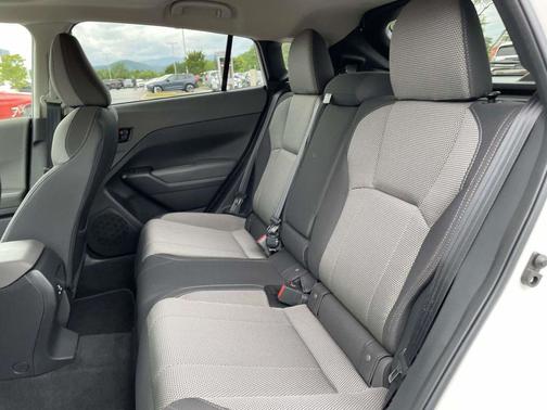 Crystal White Pearl 2024 Subaru Crosstrek Premium