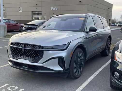 2025 Lincoln Nautilus Reserve