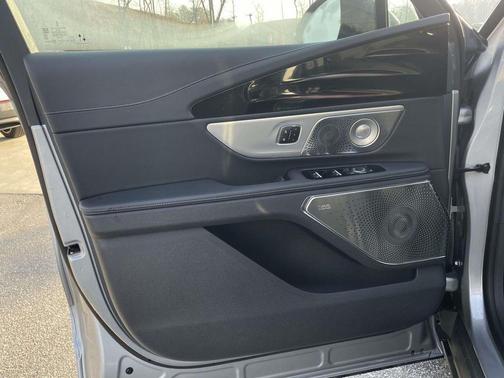 2025 Lincoln Nautilus Reserve