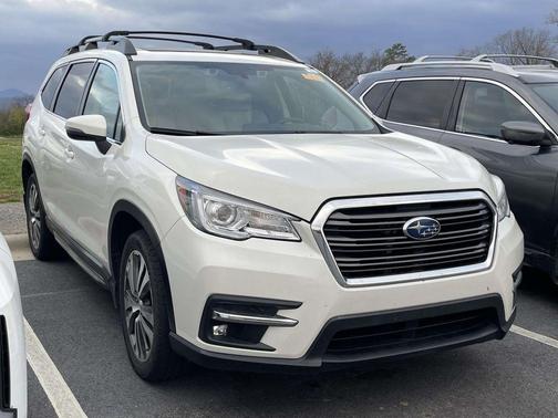 Crystal White Pearl 2022 Subaru Ascent Limited 7-Passenger