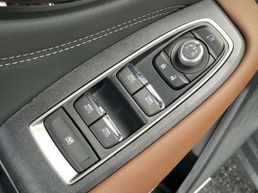 2025 Subaru Outback Touring