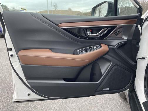 2025 Subaru Outback Touring