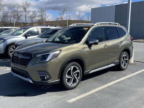 2023 Subaru Forester Touring
