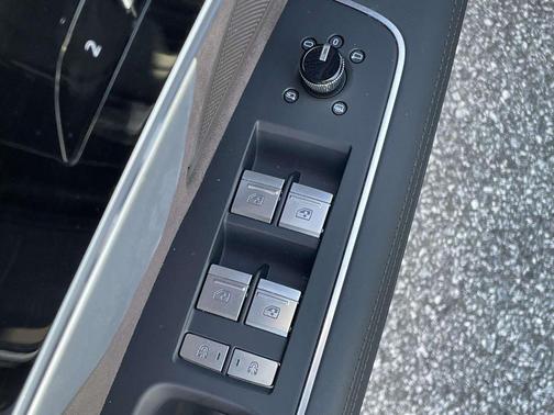 2023 Audi A8 L 55