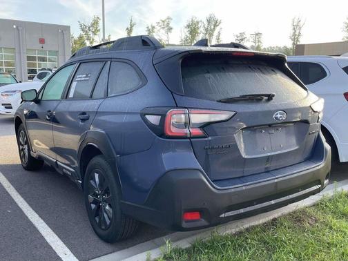 Cosmic Blue Pearl 2025 Subaru Outback Onyx Edition
