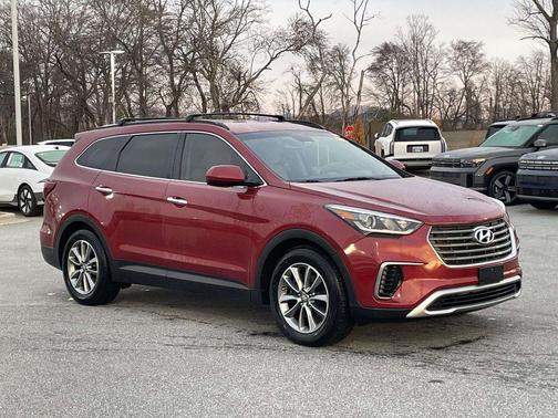 2018 Hyundai SANTA FE SE