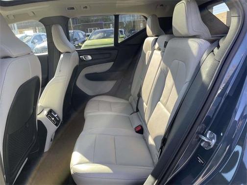 2019 Volvo XC40 T5 Inscription