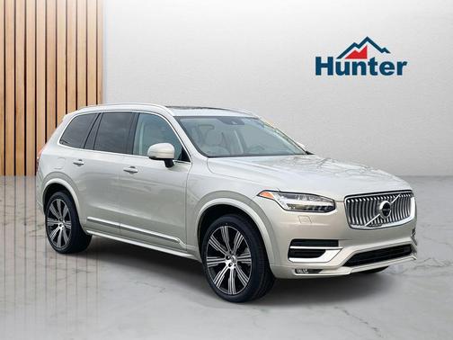 2022 Volvo XC90 T6 Inscription 7 Passenger