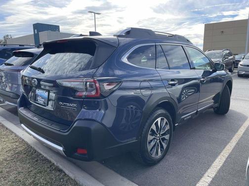 2025 Subaru Outback Touring XT