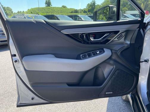 Ice Silver Metallic 2021 Subaru Outback Limited