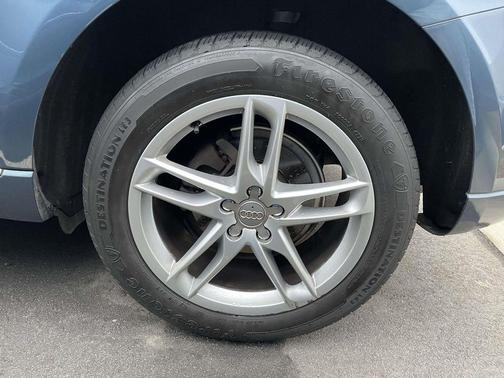 2017 Audi Q5 2.0T Premium Plus