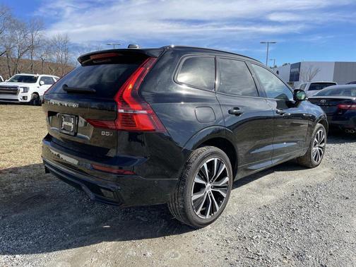 2023 Volvo XC60 B5 Core