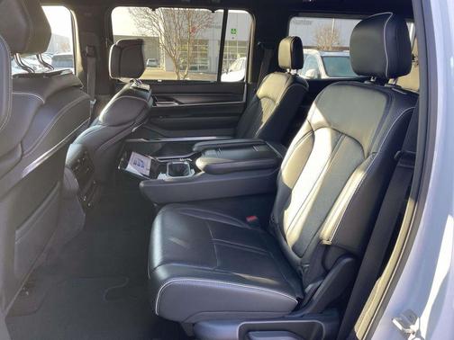 2024 Jeep Grand Wagoneer Series II