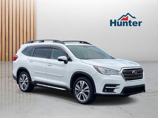 Crystal White Pearl 2020 Subaru Ascent Limited 7-Passenger