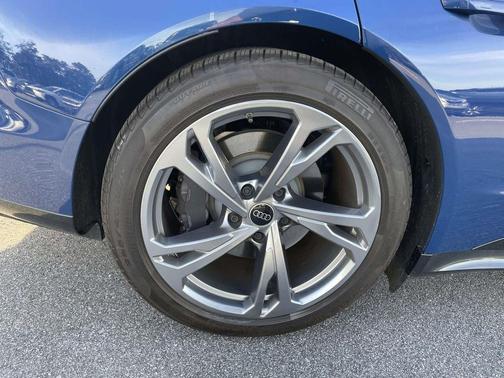 Ascari Blue Metallic 2024 Audi e-tron GT Premium Plus