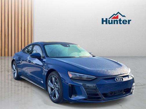 Ascari Blue Metallic 2024 Audi e-tron GT Premium Plus