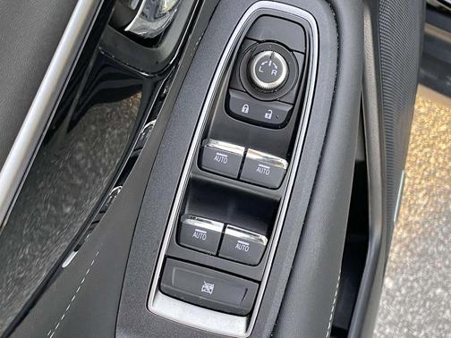 Crystal Black Silica 2025 Subaru Outback Limited