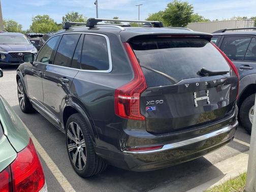 Platinum Grey Metallic 2023 Volvo XC90 B6 Ultimate 6-Seater