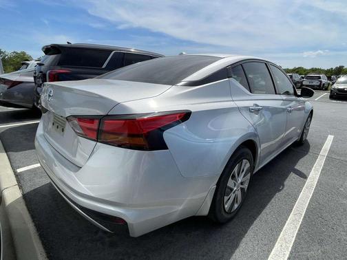 Brilliant Silver Metallic 2020 Nissan Altima 2.5 S