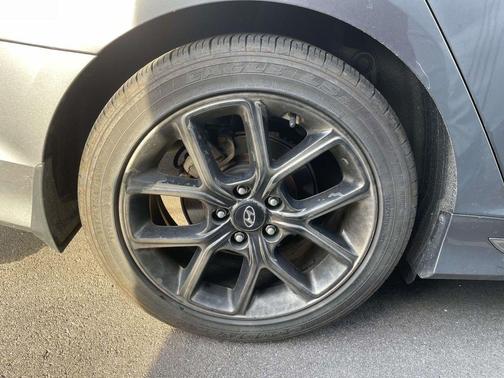 2018 Hyundai SONATA Sport 2.0T