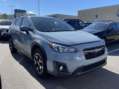 Cool-Gray Khaki 2018 Subaru Crosstrek 2.0i Premium