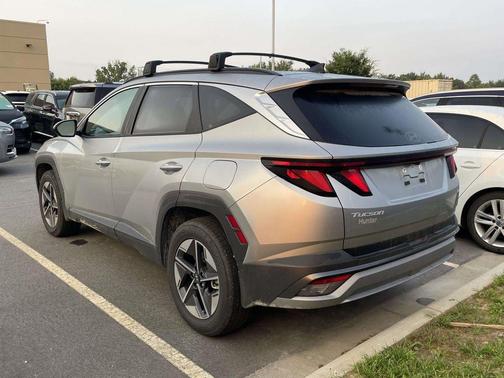 Shimmering Silver 2026 Hyundai TUCSON SEL