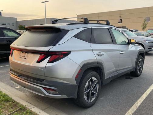 Shimmering Silver 2026 Hyundai TUCSON SEL