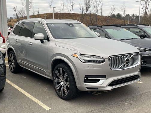 2024 Volvo XC90 Recharge Plug-In Hybrid T8 Plus 6-Seater
