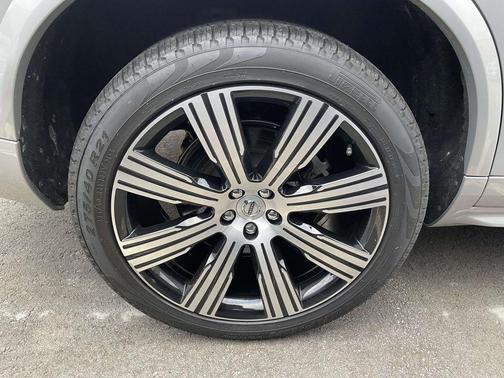 2024 Volvo XC90 Recharge Plug-In Hybrid T8 Plus 6-Seater