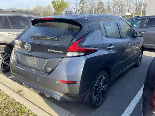 Gun Metallic 2022 Nissan Leaf SV PLUS
