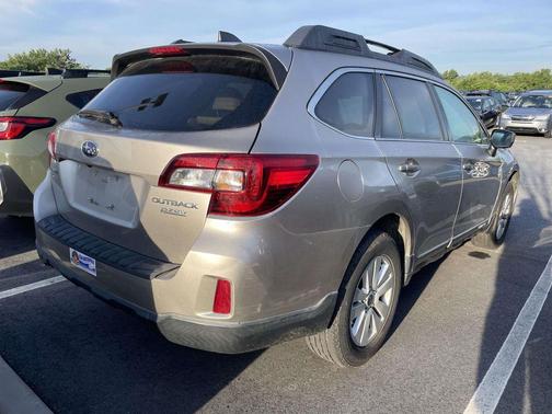 Tungsten Metallic 2017 Subaru Outback 2.5i Premium