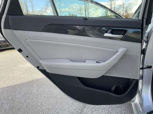 2018 Hyundai SONATA Limited