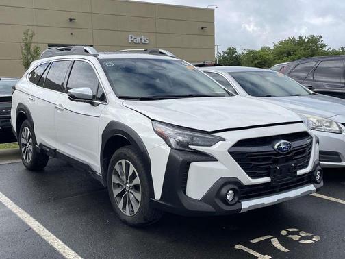Crystal White Pearl 2025 Subaru Outback Touring XT