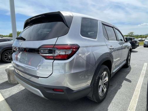 2024 Honda Pilot EX-L 7-Passenger