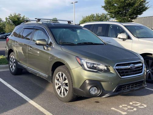 Wilderness Green Metallic 2019 Subaru Outback 2.5i Touring