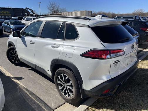 2024 Toyota Corolla Cross Hybrid SE