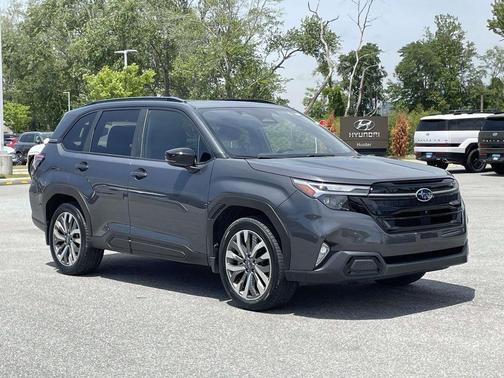 Magnetite Gray Metallic 2025 Subaru Forester Touring