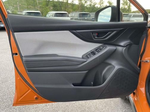 Sunshine Orange 2018 Subaru Crosstrek 2.0i Premium