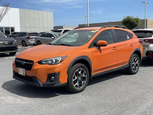 Sunshine Orange 2018 Subaru Crosstrek 2.0i Premium