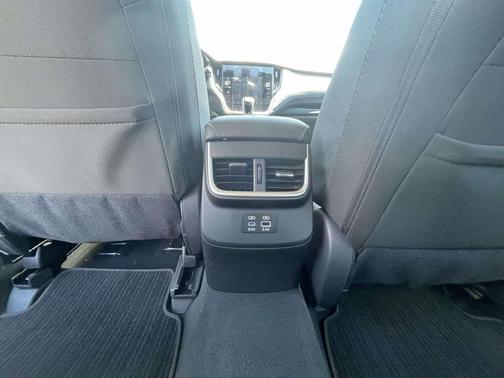 Crystal White Pearl 2025 Subaru Legacy Premium