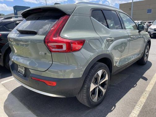 Sage Green Metallic 2023 Volvo XC40 B5 Plus Bright Theme