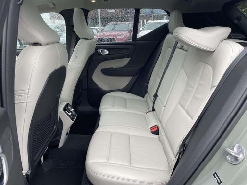 Sage Green Metallic 2023 Volvo XC40 B5 Plus Bright Theme