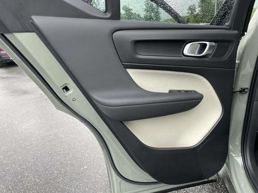 Sage Green Metallic 2023 Volvo XC40 B5 Plus Bright Theme