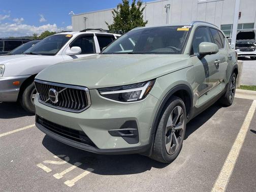 Sage Green Metallic 2023 Volvo XC40 B5 Plus Bright Theme