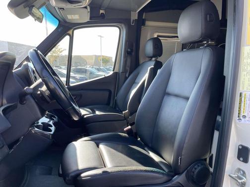 2020 Mercedes-Benz Sprinter 2500 Standard Roof