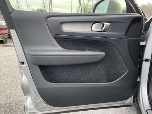 2019 Volvo XC40 T5 Inscription