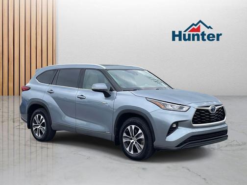 2020 Toyota Highlander Hybrid XLE