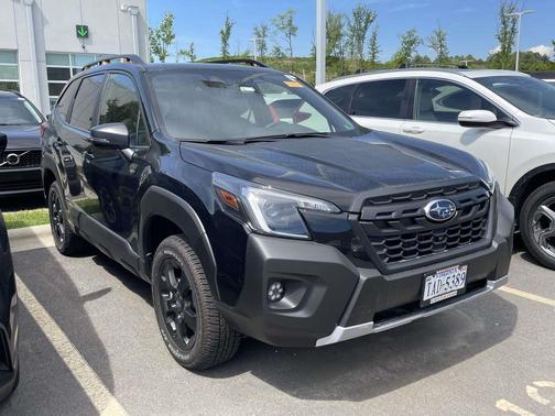 Crystal Black Silica 2025 Subaru Forester Wilderness